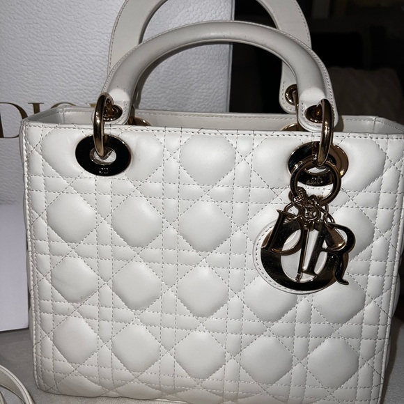 Authentic Lady Dior Medium - Picture 2 of 6
